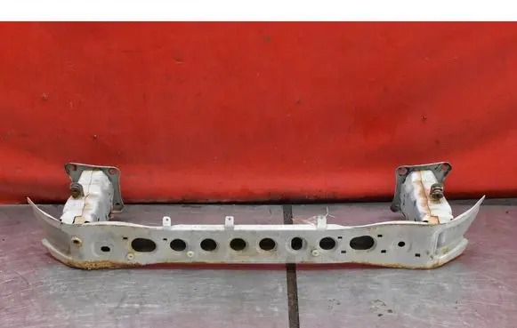 Ford Focus Front bumper support beam 