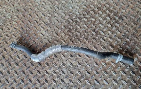 Ford Focus Engine coolant pipe/hose CV618B573VE