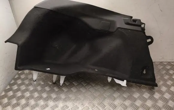 Toyota Prius (XV60) Bottom trim 6474047420