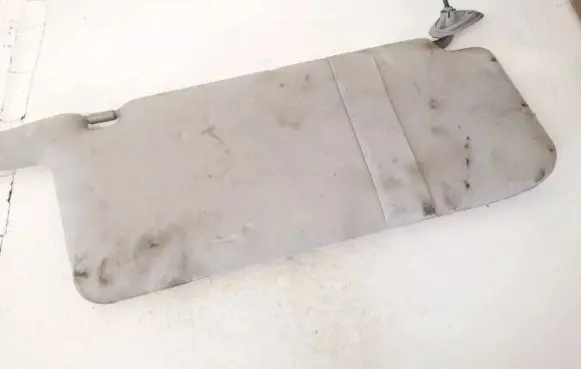 Toyota Avensis Verso Sun visor