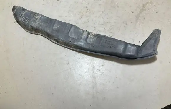 Ford Fiesta Fender foam support/seal 8A61A16E561AB 11627