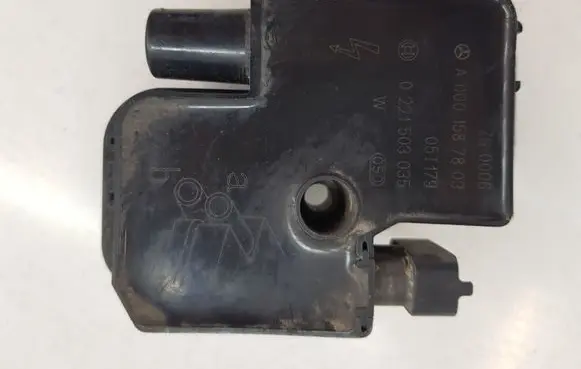 Mercedes-Benz B W245 High voltage ignition coil A0001587803
