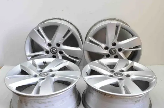 Opel Astra J R12 alloy rim 7JX17 755304