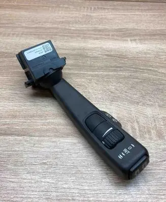 Volvo V70 Wiper control stalk 30798464 J6R3A
