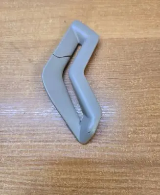 Volvo XC90 Seat belt trim 