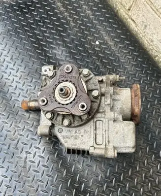 Volkswagen PASSAT B8 Gearbox transfer box case 331750245