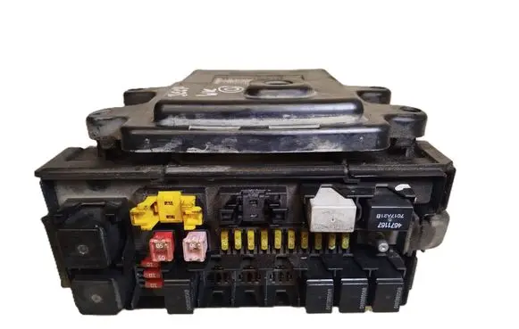 Jeep Grand Cherokee (WK) Engine control unit/module P04692163AG T85QH0688L50T2