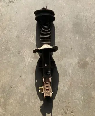 Volvo XC90 Front shock absorber/damper 30645515A