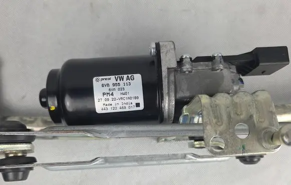 Skoda Fabia Mk4 (6VA) Front wiper linkage and motor 6VB955023