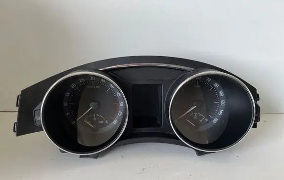 Skoda Superb B6 (3T) Speedometer (instrument cluster) 3t2920941d