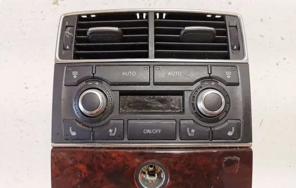 Audi A8 S8 D3 4E Climate control unit 4E0819203B