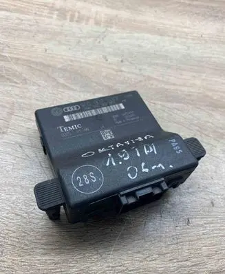 Volkswagen Golf V Gateway control module 1K0907530F