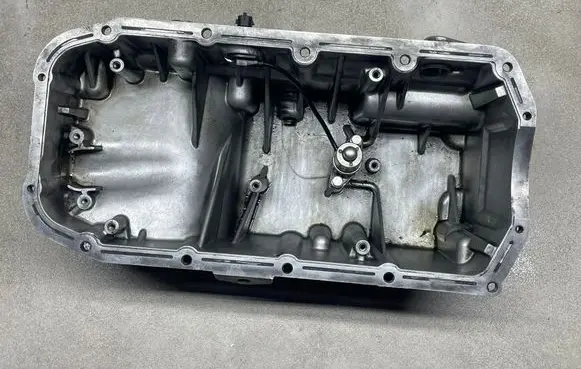 Opel Insignia A Oil sump 55575128