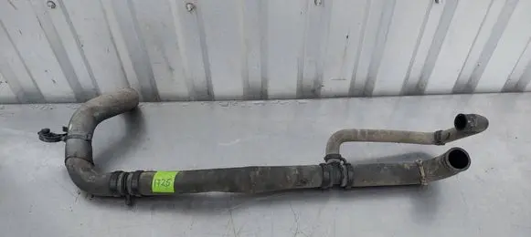 Engine coolant pipe/hose