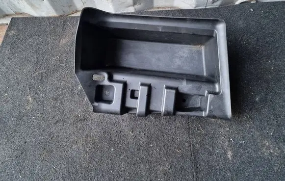 BMW 5 G30 G31 Glove box 7373580 21450510