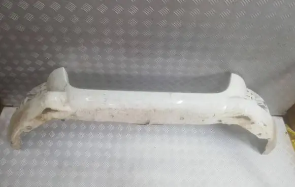 Peugeot 5008 Front bumper 9687444877 021289