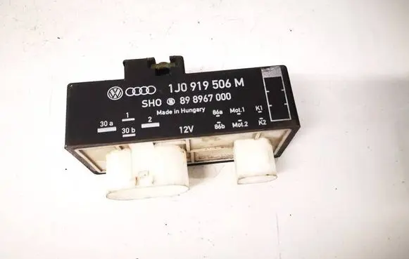 Skoda Fabia Mk1 (6Y) Coolant fan relay 1J0919506M