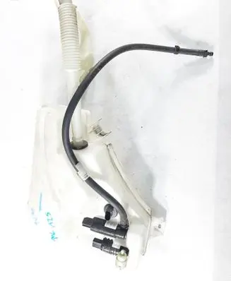 Volkswagen Touareg II Windshield washer fluid reservoir/tank 7P0955453