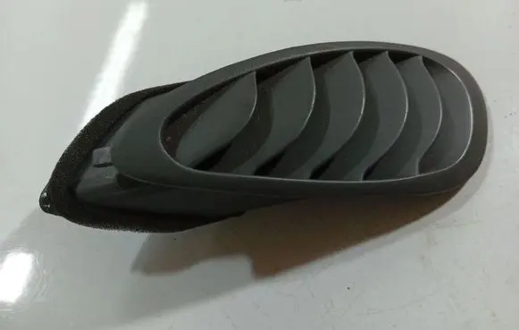 Hyundai Santa Fe Dash center air vent grill 