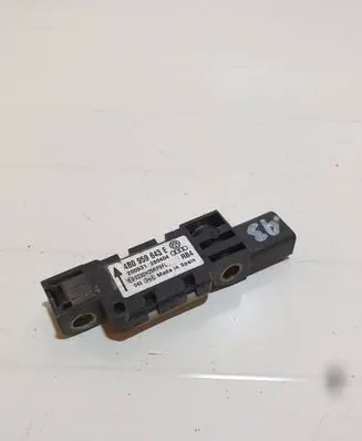Audi A3 S3 8P Airbag deployment crash/impact sensor 4B0959643E 200531 0232H25RP9FL
