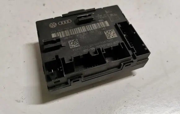 Audi A5 8T 8F Door control unit/module 8T0959793B