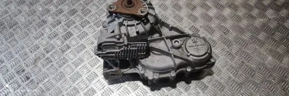 Maserati Quattroporte Gearbox transfer box case 06700330110
