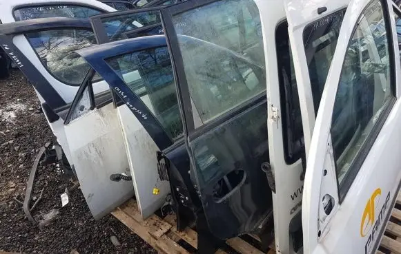 Renault Laguna II Front door PILKOS