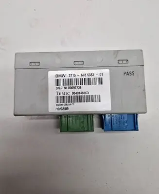 BMW X5 E70 Air suspension control unit module (rear) 37156785383 6785383