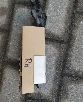Nissan X-Trail T32 Tailgate/trunk/boot hinge 904004BA0A
