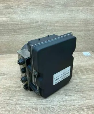 BMW 5 E60 E61 ABS Pump 6777797 6768550
