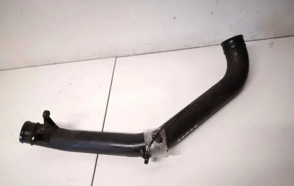 Volvo V70 Intercooler hose/pipe 6g9n6c646bb 6g9n-6c646-bb