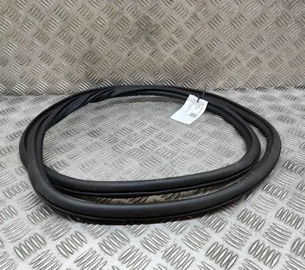 Rubber seal rear door