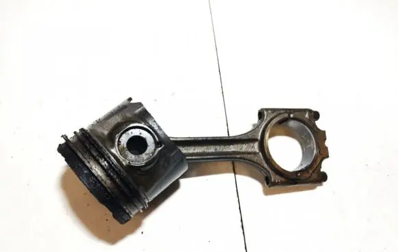 Volvo V70 Piston with connecting rod