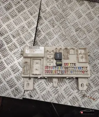 Ford Focus Fuse module 4m5t14014cbg
