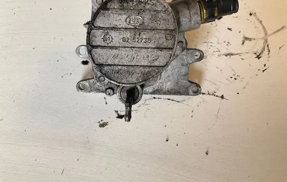 Opel Zafira A Vacuum pump 244001132 0252738 010798