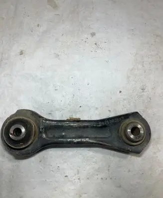 Chrysler Pacifica Rear control arm 68218020AD 2036