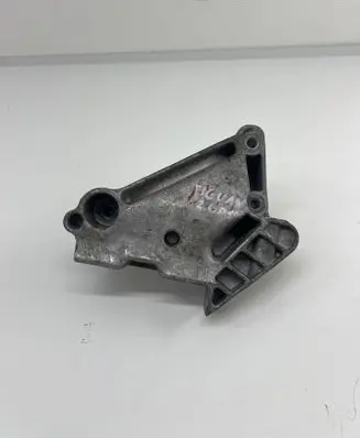 Volkswagen Tiguan Allspace Engine mounting bracket 04L199207