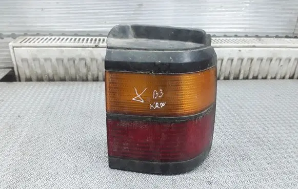 Volkswagen PASSAT B3 Rear/tail lights 333945112