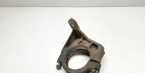 Volvo V70 Driveshaft support bearing bracket 30711363