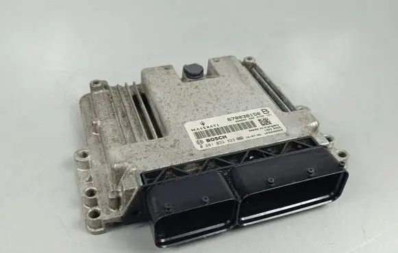 Maserati Quattroporte Engine control unit/module 670038150