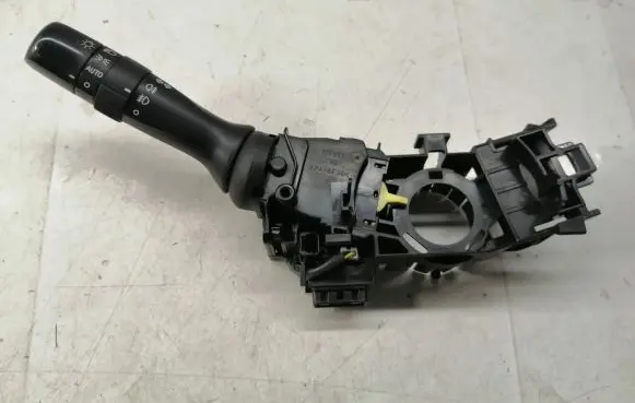 Toyota Avensis T270 Indicator stalk 8414005180 0518017F423