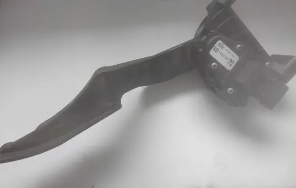 Opel Zafira B Accelerator throttle pedal 9202341 6PV00811400