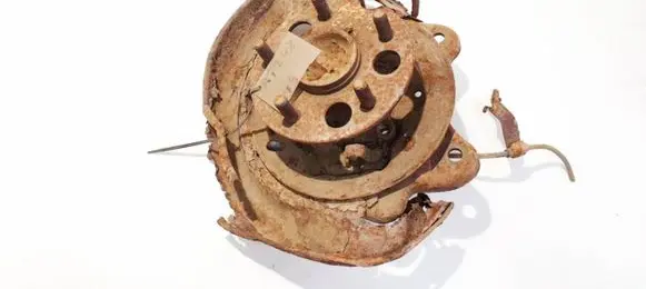 Toyota Avensis Verso Rear wheel hub