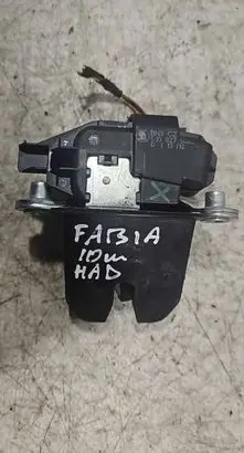 Skoda Fabia Mk2 (5J) Tailgate/trunk/boot lock/catch/latch 5J0827501C BH3CZ 113312