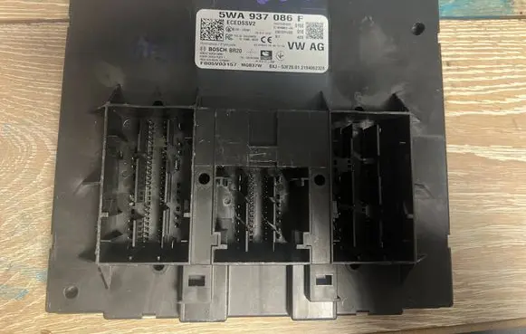 Renault Megane IV Other control units/modules 5NA937086F