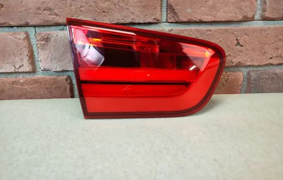 BMW 1 F20 F21 Tailgate rear/tail lights 7359019