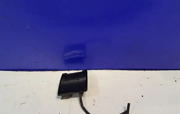 Volvo S40 Rear bumper row hook cap/cover 30678001