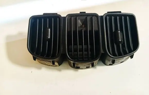 Chrysler Voyager Dash center air vent grill p12221076a 12221076207600154