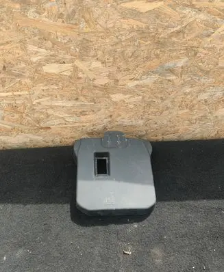 Ford Grand C-MAX Battery box tray cover/lid AM5110A659AC