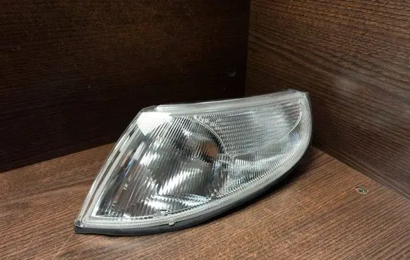 Saab 9-5 Front fender indicator light 1113129550 1113129550H1